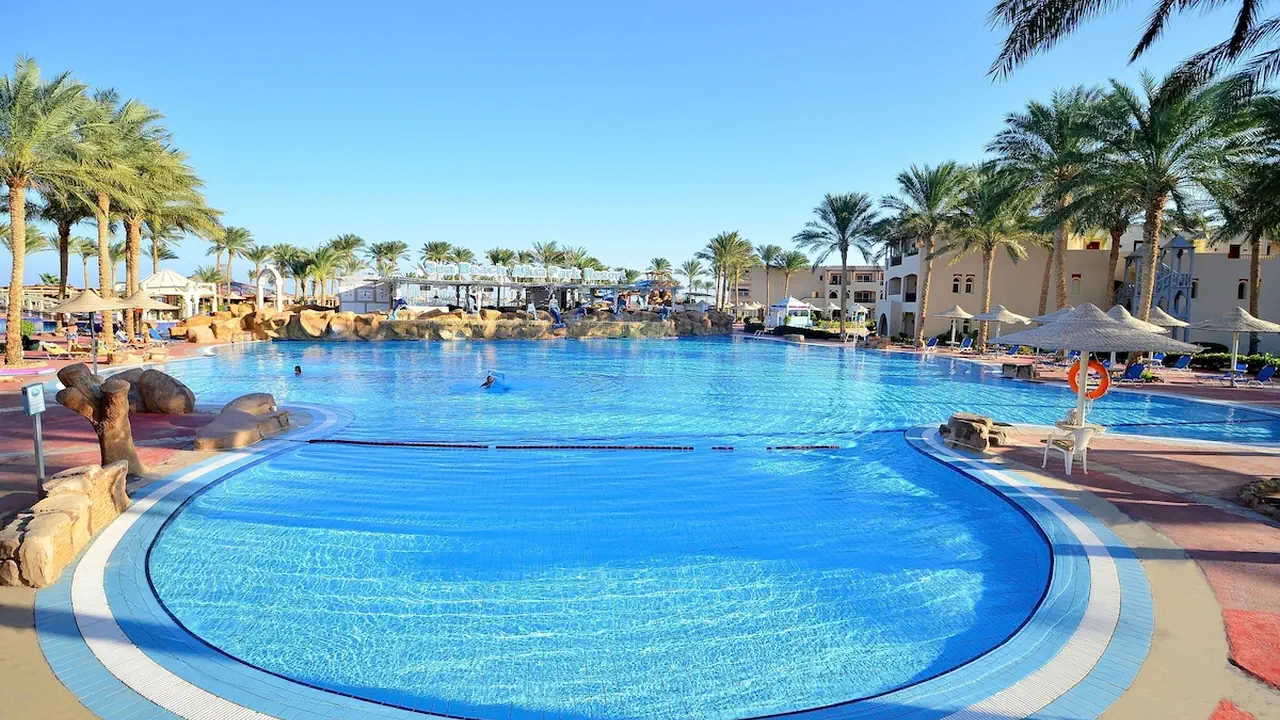 الفندق إيدج باي روتانا سي بيتش - شرم الشيخ